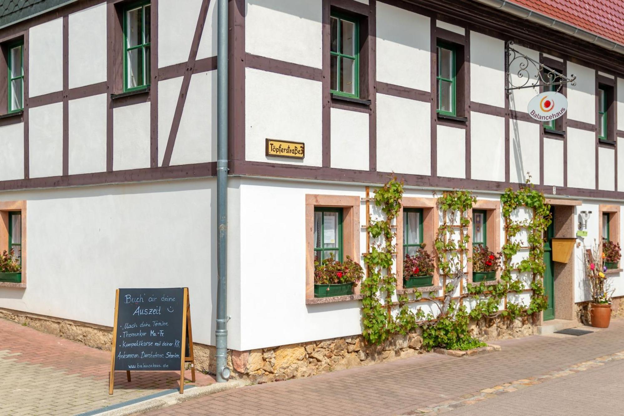 Готель Balancehaus Kohren-Sahlis, Dein Kurhaus In Sachsen Екстер'єр фото